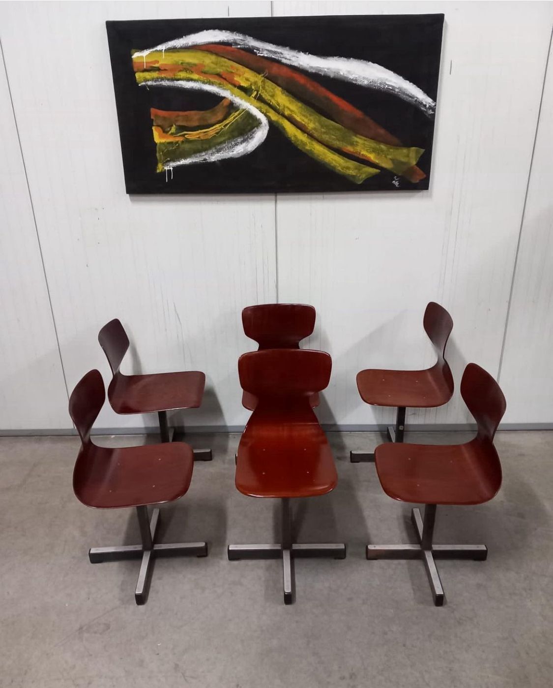 photo furniture Set Of 6 Mid Century Modern Pagholz Chairs, Molded Plywood Seats, Steel Base, 1960s