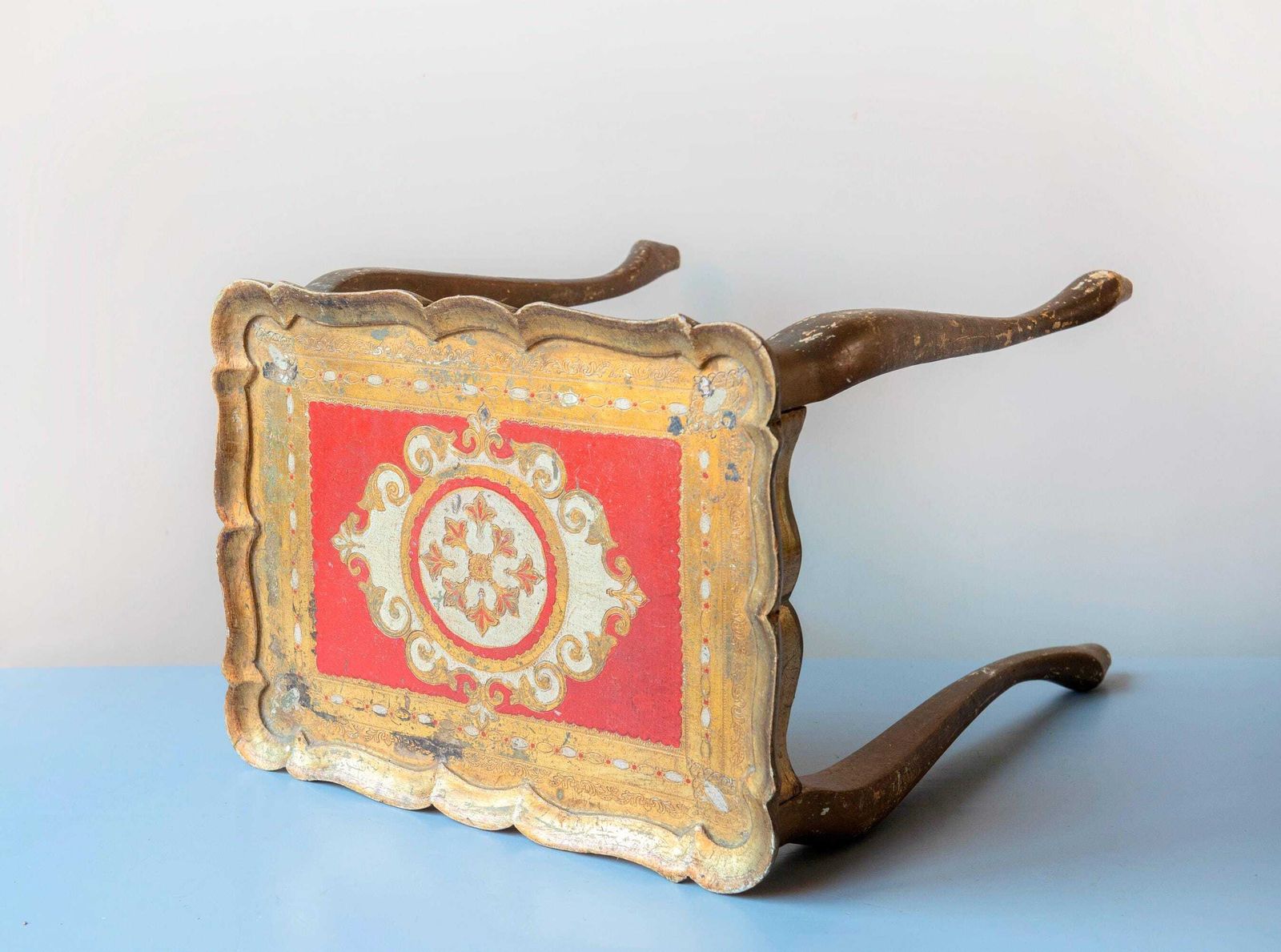 Furniture Florentine Giltwood Side Table   Vintage Italian Scalloped Accent Table, Hand Painted, 1960s photo