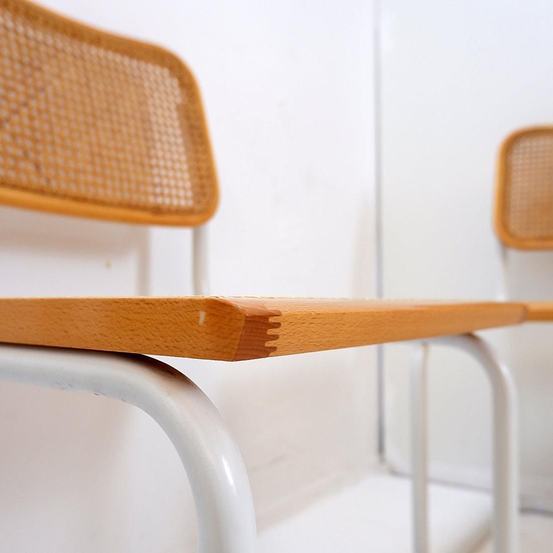 photo vintage Mid Century Modern Set Of 4 Italian Cane Chairs In The Style Of Marcel Breuer