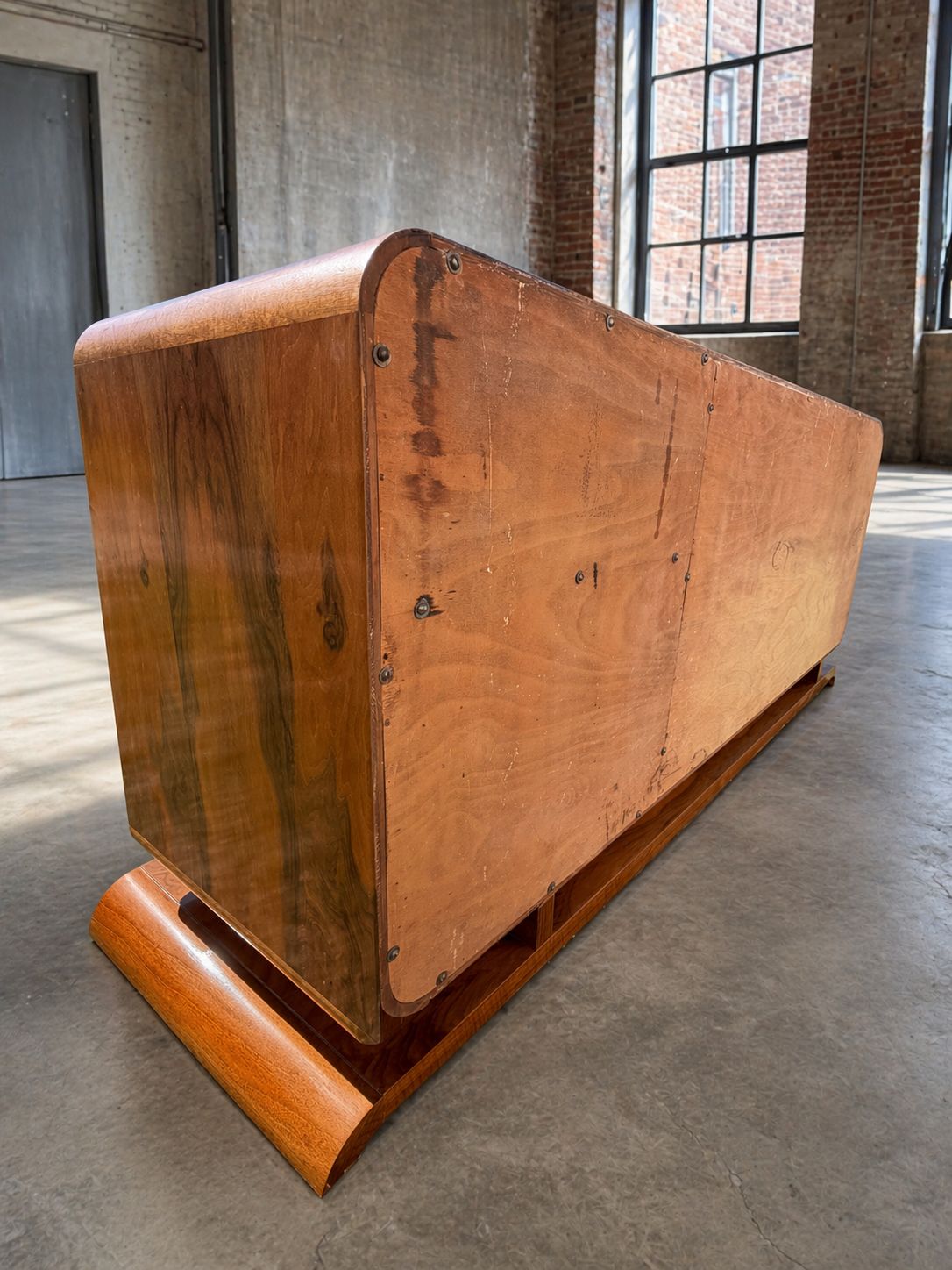 Art Deco Walnoten Dressoir / Kast, Jaren 1930–1940, Midden Europa photo vinterior
