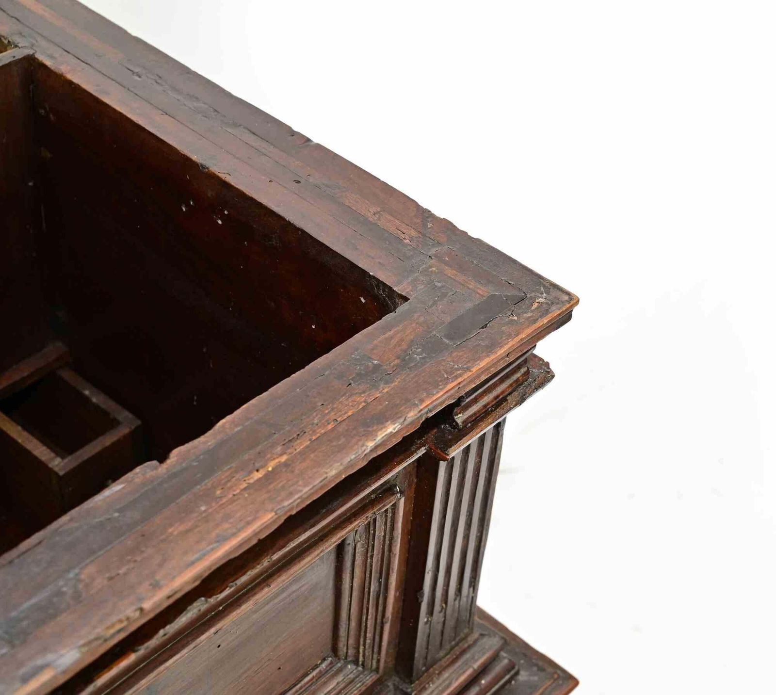 Italian Renaissance Revival Walnut Cassone (Marriage Chest), Early 19th Century photo 883.0