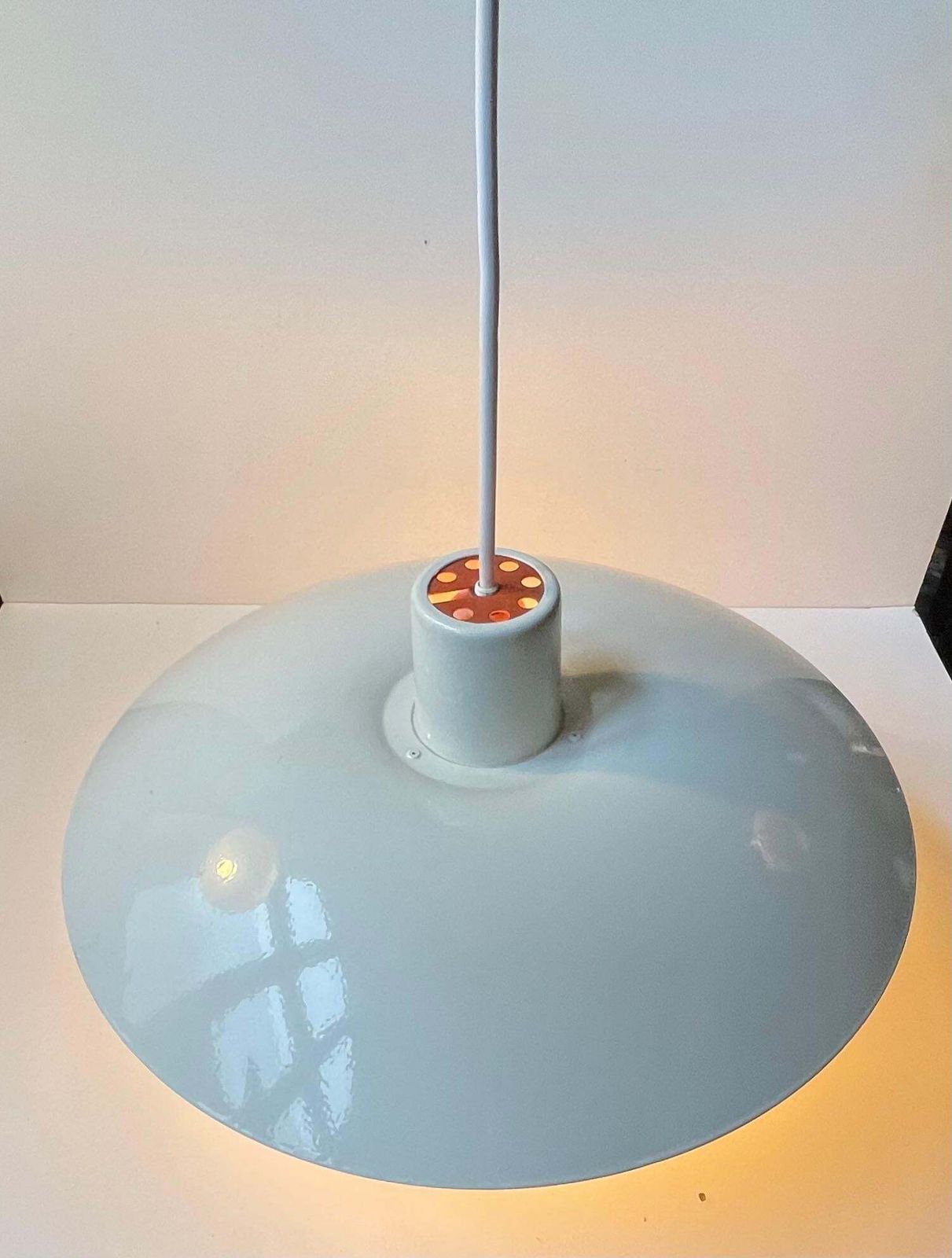 Vintage Cream White Ph4 / 3 Pendant Lamp By Poul Henningsen For Louis Poulsen photo 403.0