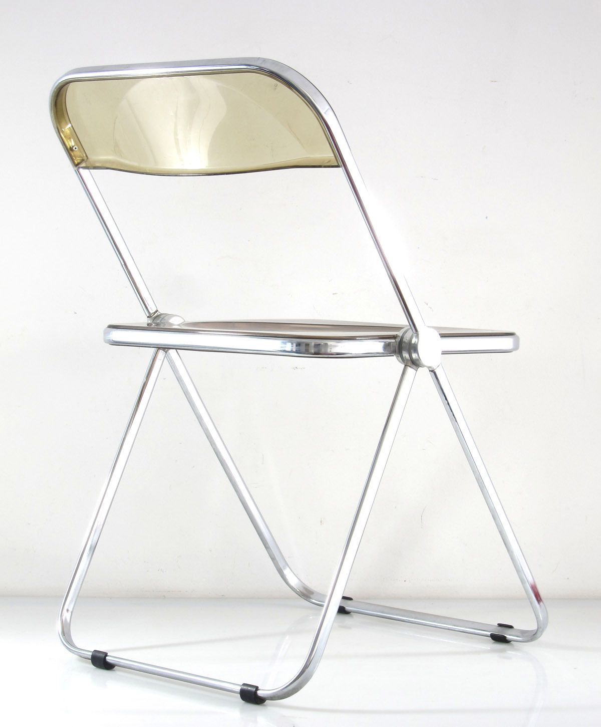 Giancario Piretti Castelli Plia Chair photo 395.0