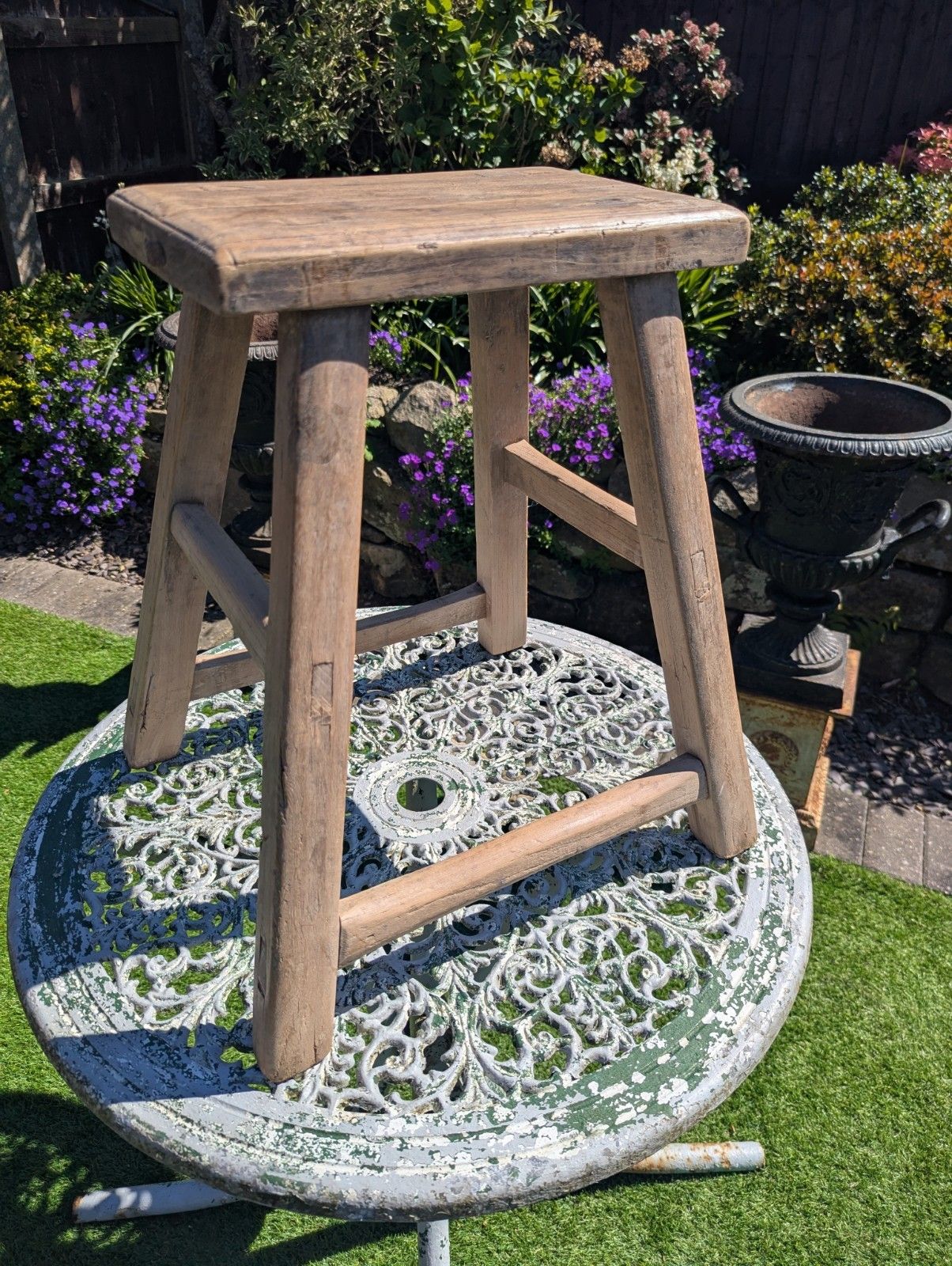 Table / tabouret vintage rustique en orme récupéré Sam Fender, livraison disponible 0316. photo 185.0