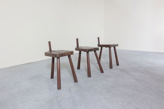 Tabourets à traire d'époque, XIXe siècle photo furniture