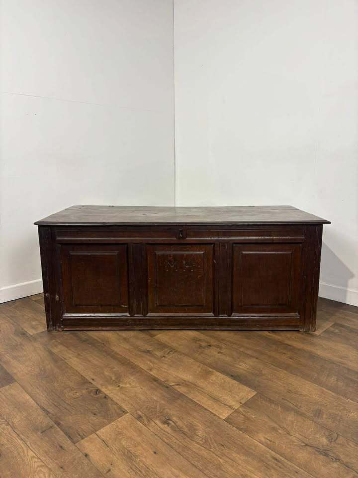 Georgian Oak Three Panel Coffer With Initials ‘Mh’ photo 429.0