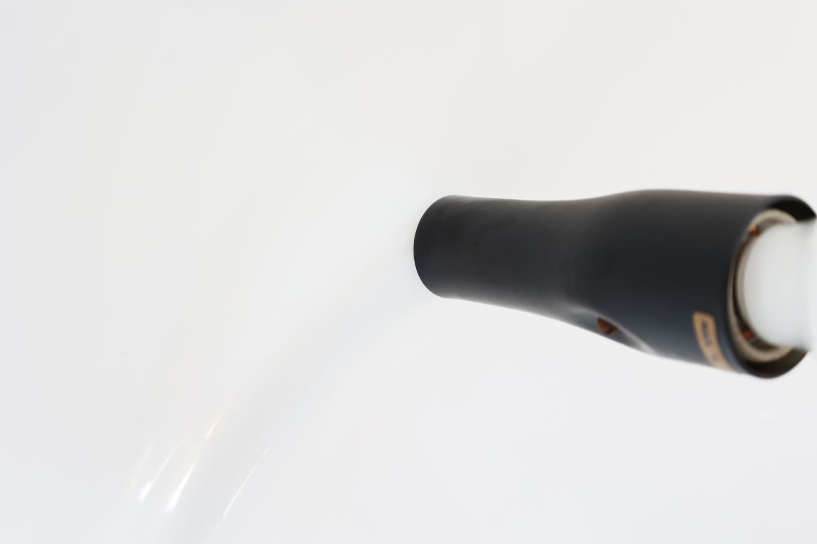 photo furniture Lampe Elio Martinelli Foglia pour Martinelli Luce, années 1970
