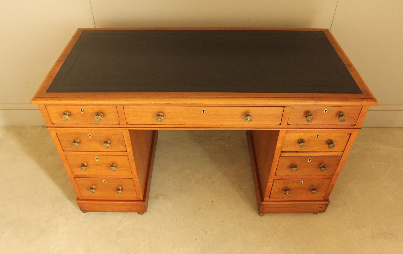 An Elegant Edwardian Walnut Twin‑Pedestal Writing Desk photo for sale
