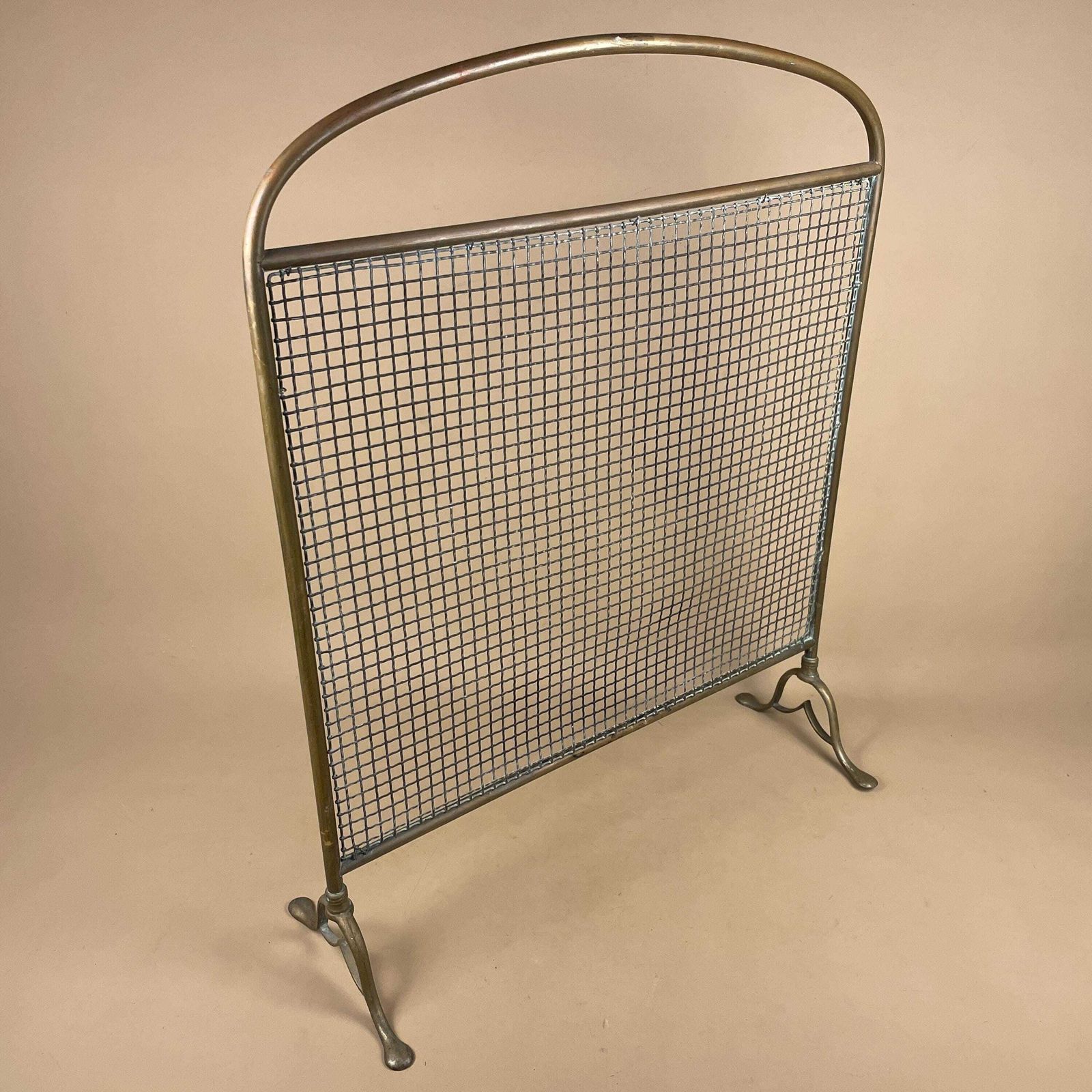 Antique Fireguard Fireplace Screen Gold Brass Metal Frame Vintage Fire Guard Victorian Ornate Freestanding Pattern Mesh Rectangle Domed Top
