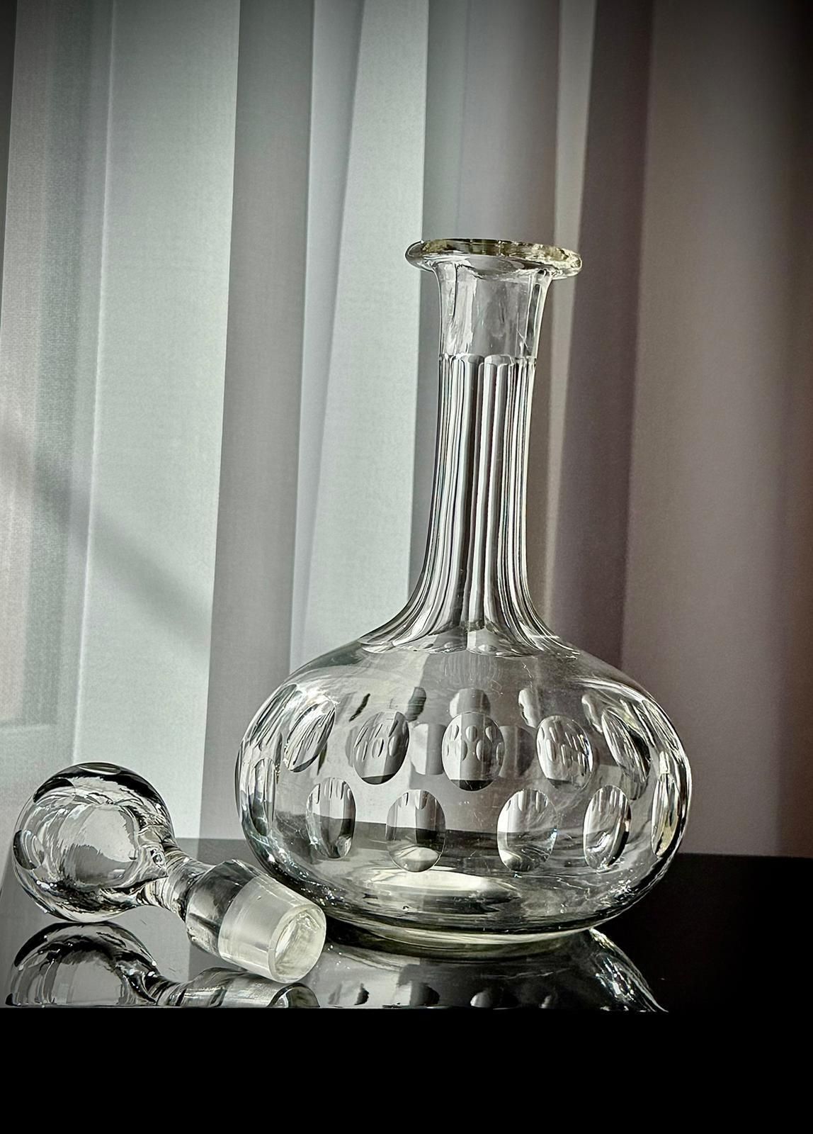 photo vinterior Victorian Shaft And Globe Glass Decanter, C.1880