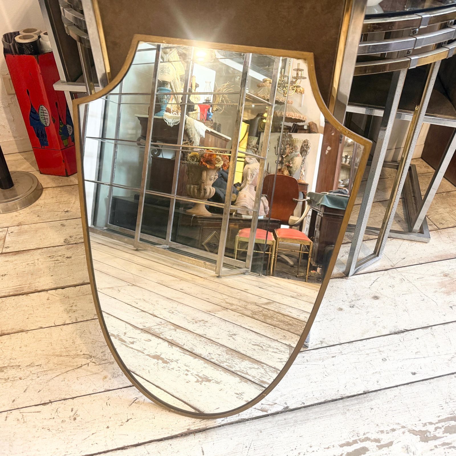 photo furniture 1950s Gio Ponti Style Mid Century Modern Brass Shield Italian Wall Mirror