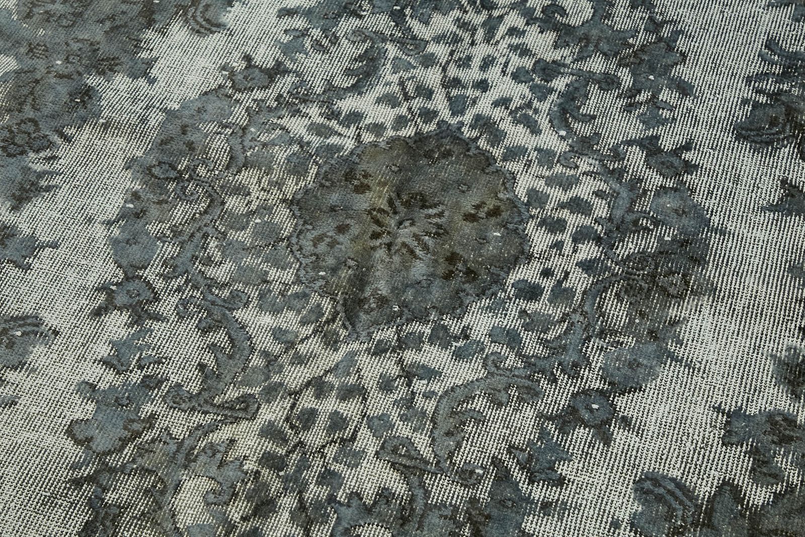 Tapis sur-teint gris 6x9 photo 768.0