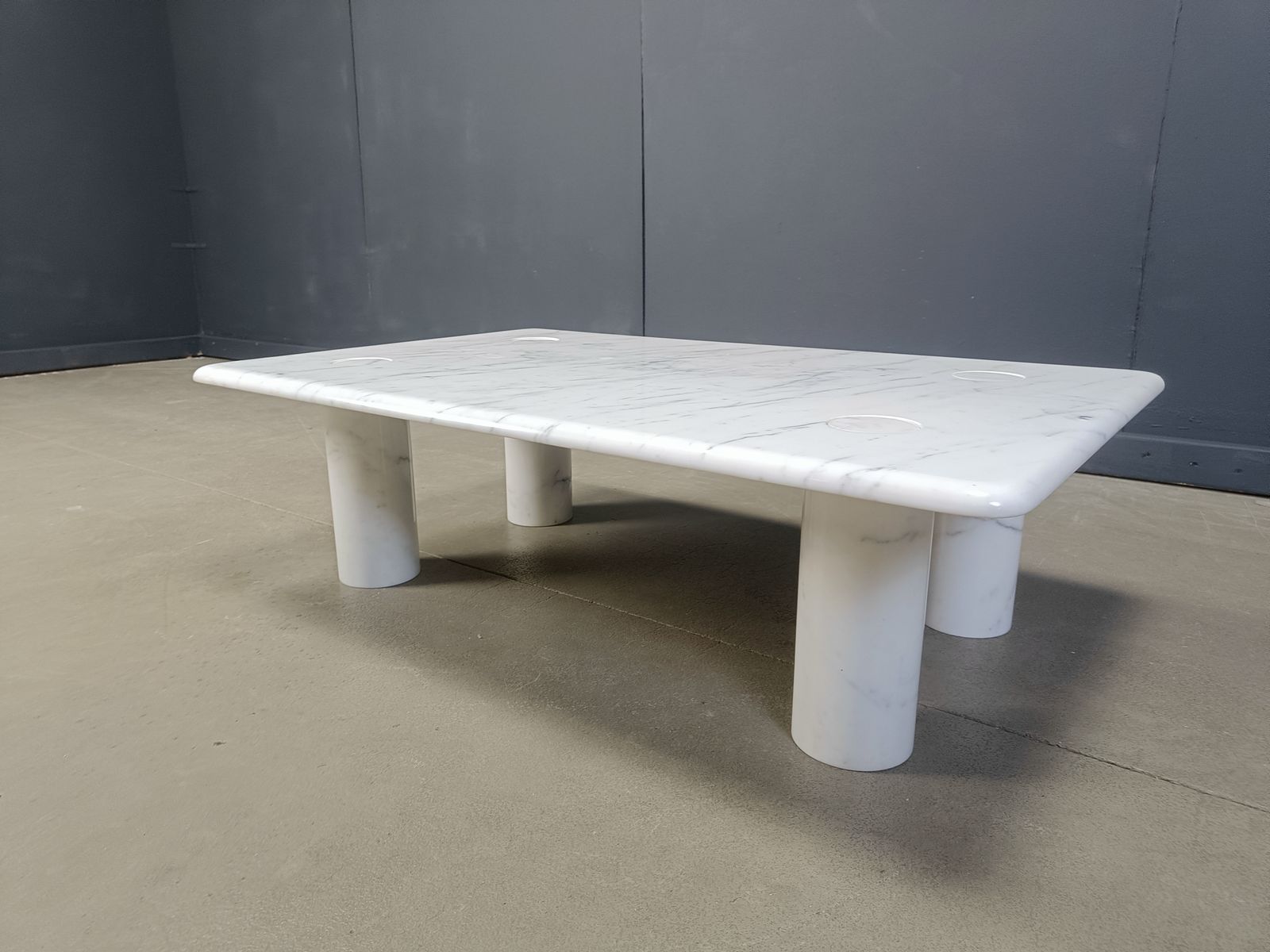 Angelo Mangiarotti Carrara Marble Coffee Table For Up&Up, Italy photo Furniture