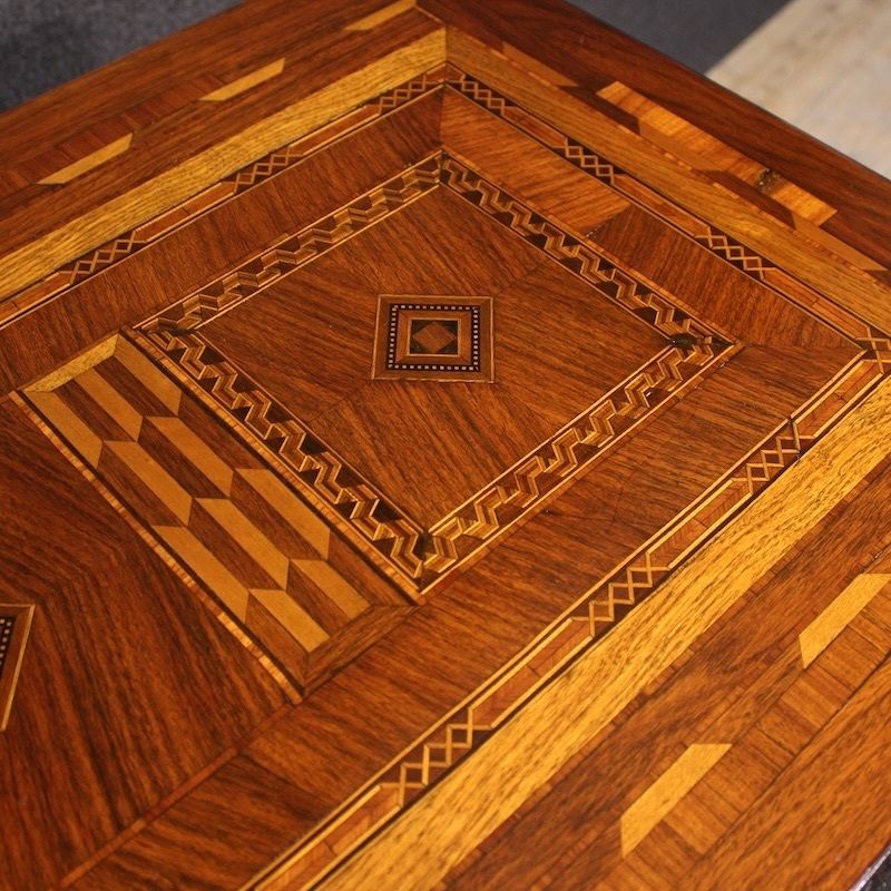 3700.0 Commode italienne de style Louis XVI avec marqueterie, XXe siècle photo