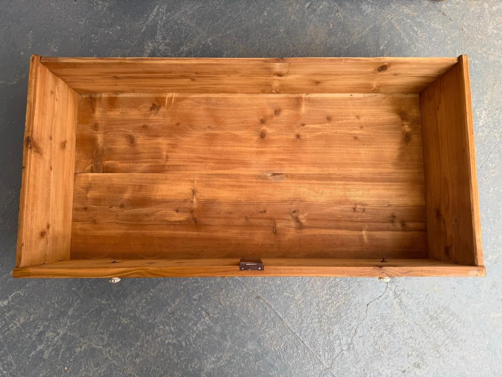 photo for sale A Beautiful Victorian Pine Hungarian Waxed 3 Drawer Chest Of Drawers