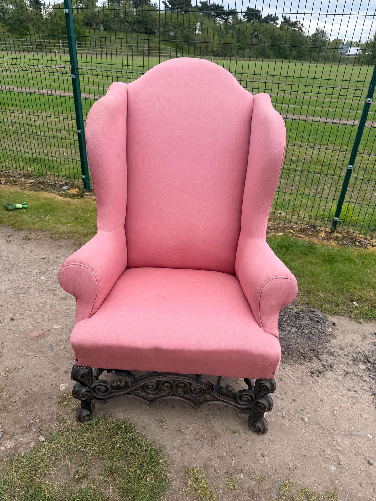 Chair   Carolean Large Wing Back Arm Chair With Carved Oak Base photo buy