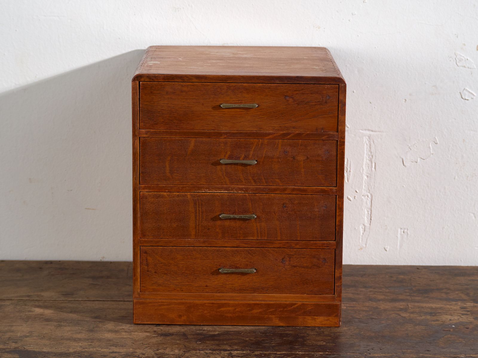 Small Japanese Kotansu Chest In Nara Oak – Japan, Shōwa Period, Circa 1960 photo 222.0