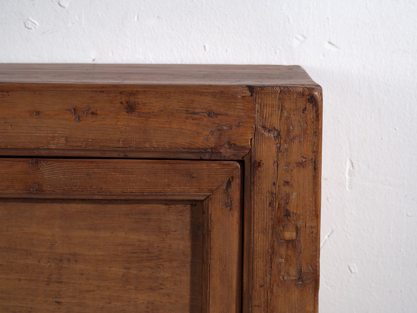 Tall Chinese Sideboard In Carved Pine With Geometric Panels – Gansu, Circa 1930 photo vinterior