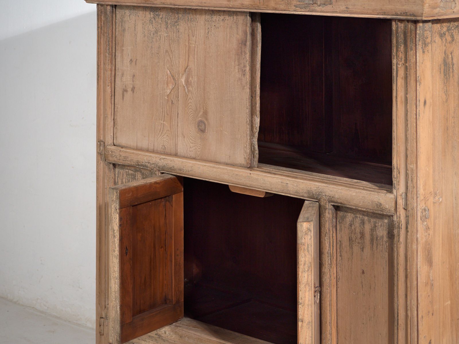 Low Chinese Cabinet In Elm – Shandong, Circa 1900 photo vintage