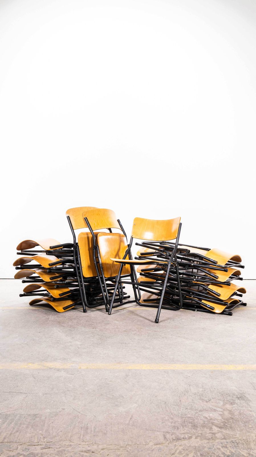 photo vinterior 1960's Original German Folding University Dining Chairs   Set Of Four
