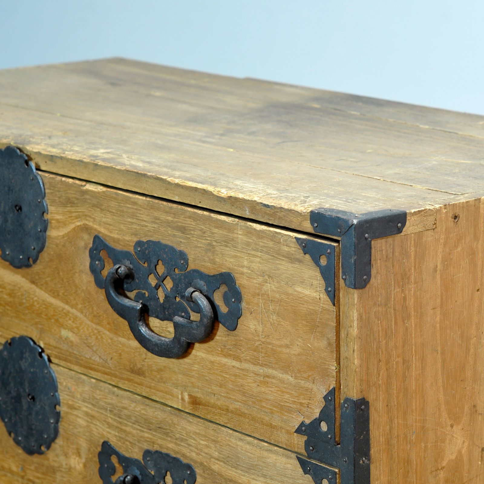 Japanese Tansu Chest Of Drawers, Circa 1870 photo vinterior