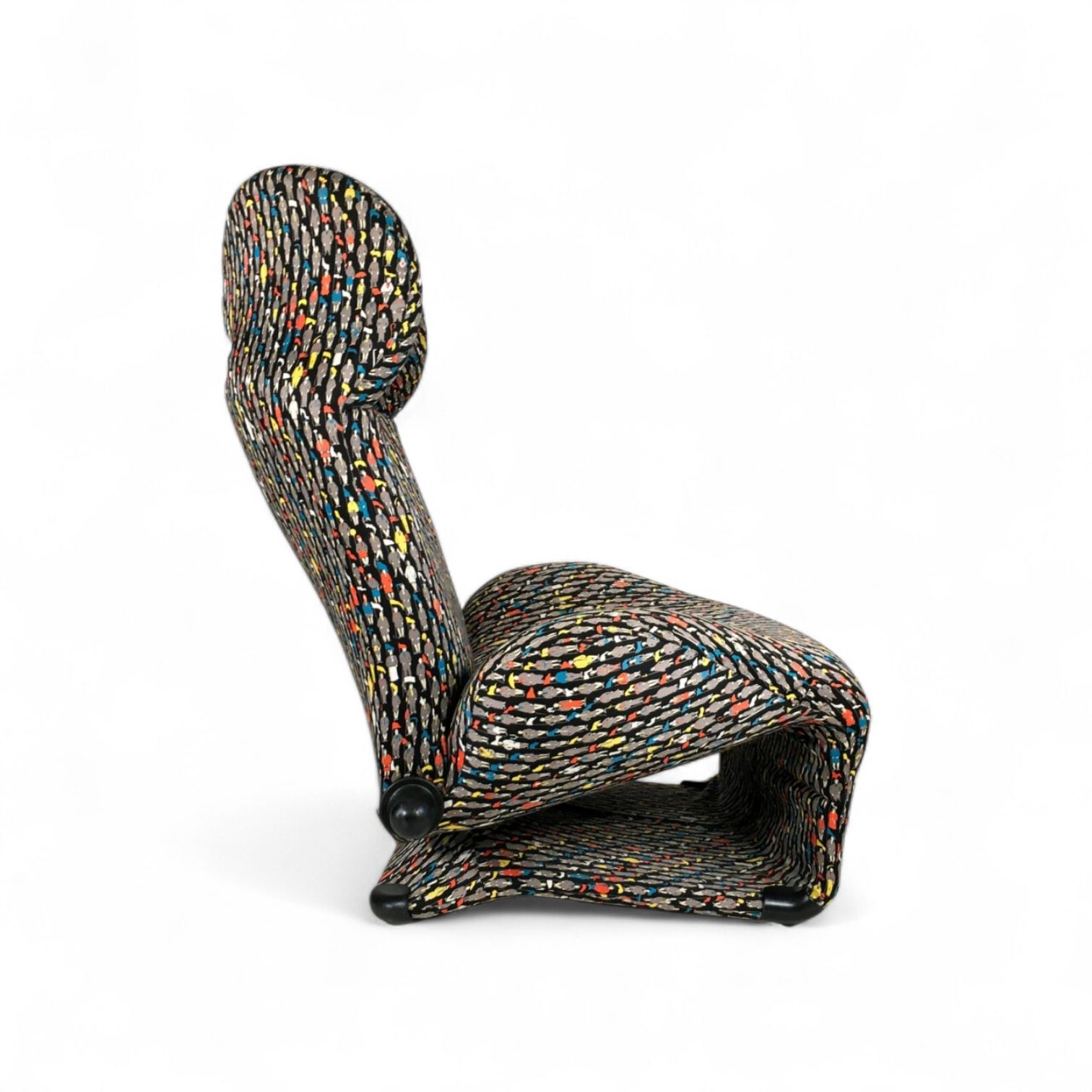 Wink Chair By Toshiyuki Kita For Cassina / Gaetane Pesce Fabric Cassina Model   Model 111 Wink Lounge Chair photo furniture