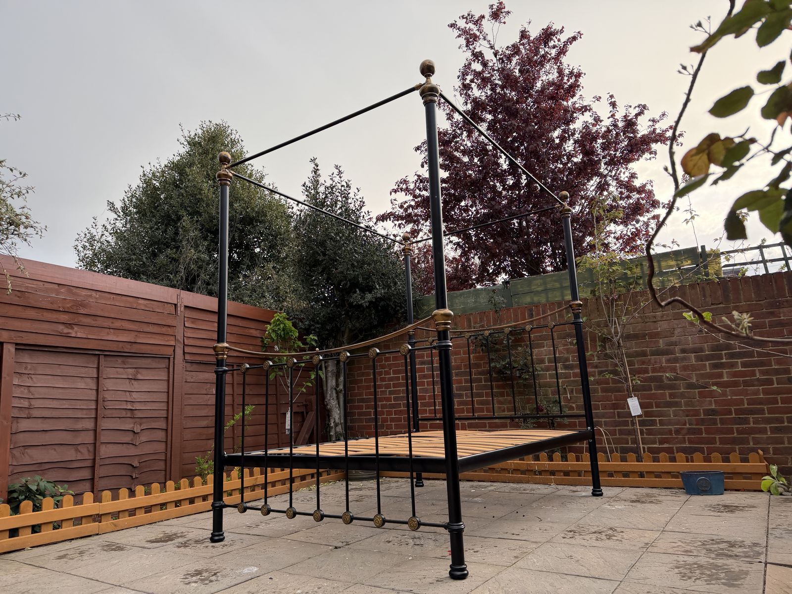 photo for sale Statement "Obc" Selkirk Iron / Metal & Brass Four Poster King Canopy  Great Condition