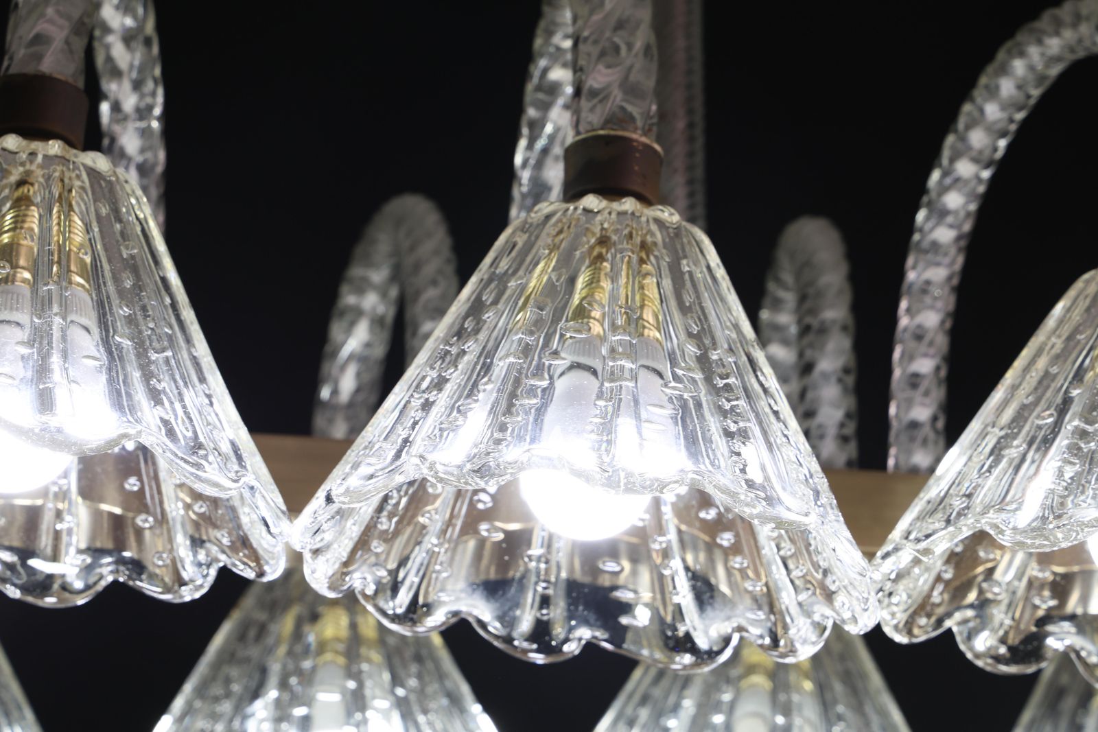 photo for sale Museal 8 Light Art Decò Barovier E Toso Chandelier, Murano "Bubble" Glass, 1950s