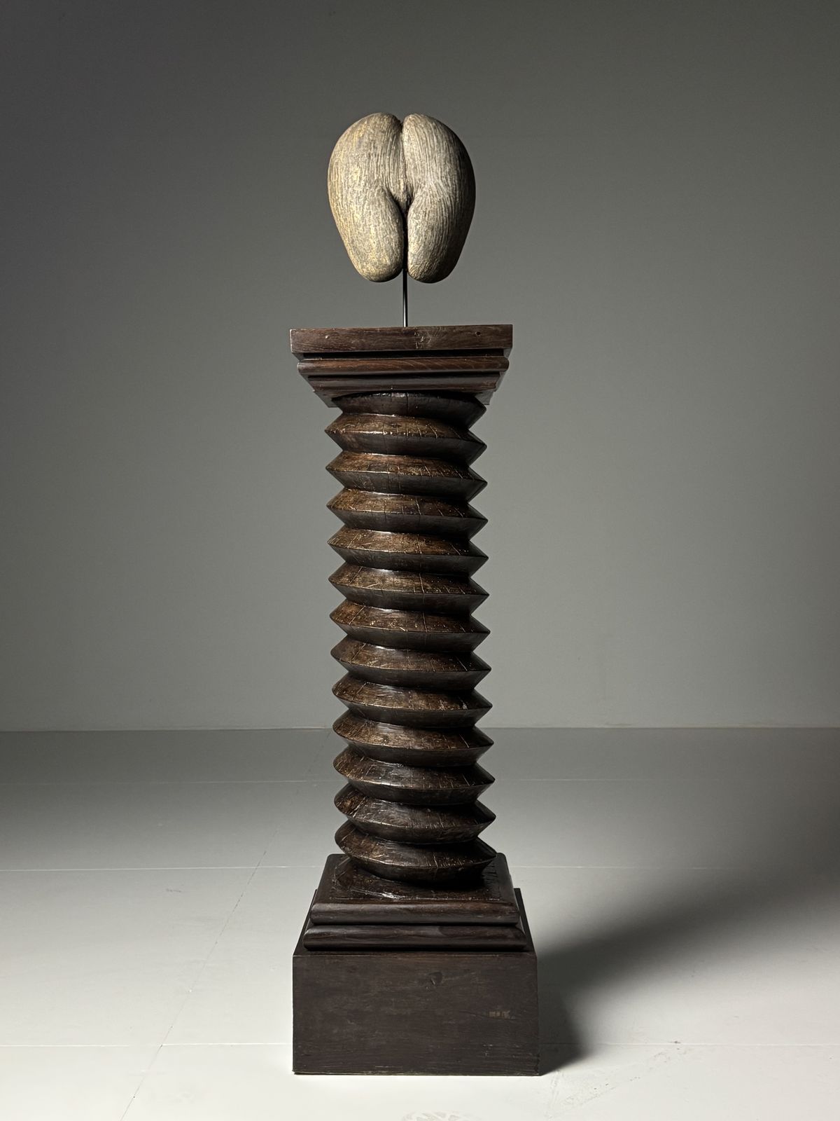 photo vintage Twisted Column Wine Press, 1900s