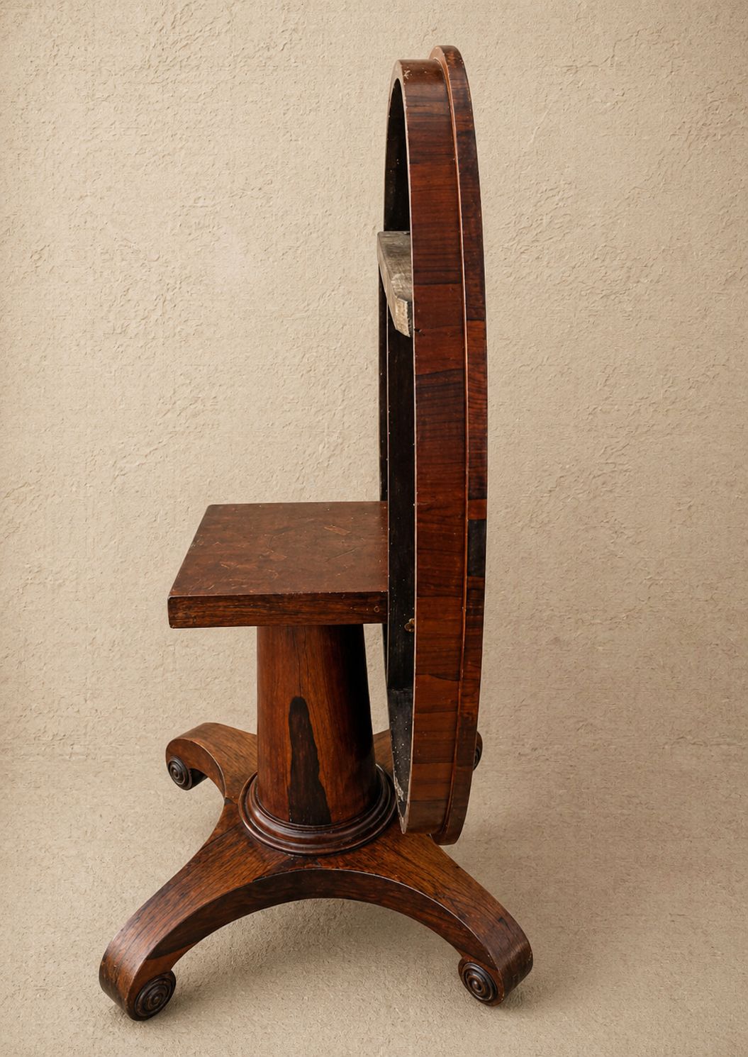 Early 19th Century Regency Rosewood Circular Tilt Top Breakfast Table photo for sale