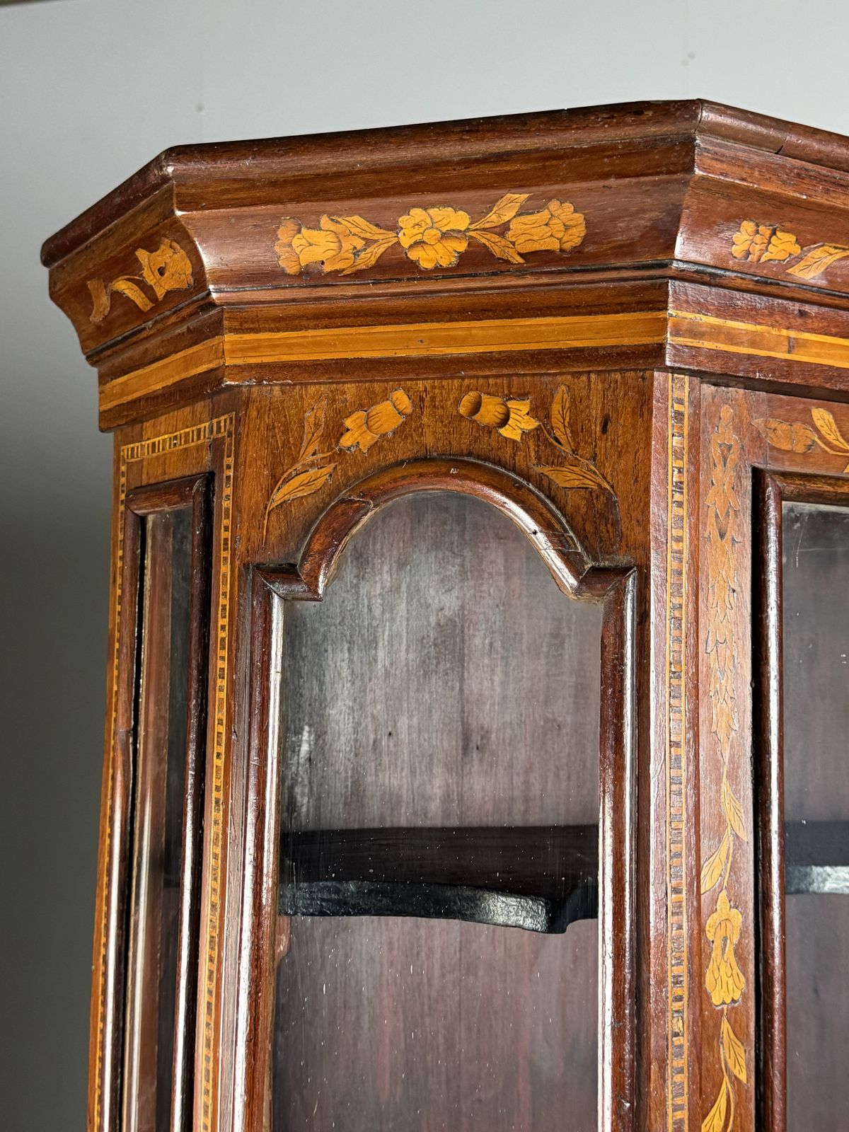 Dutch Marquetry Cabinet 1760 1780 Por photo furniture