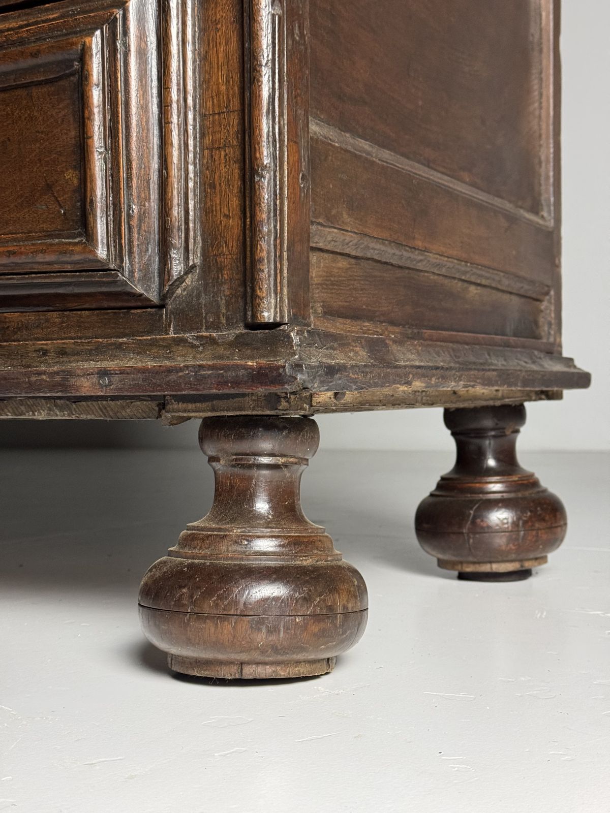 English Chest Of Drawers, 17th Century, Oak photo vintage
