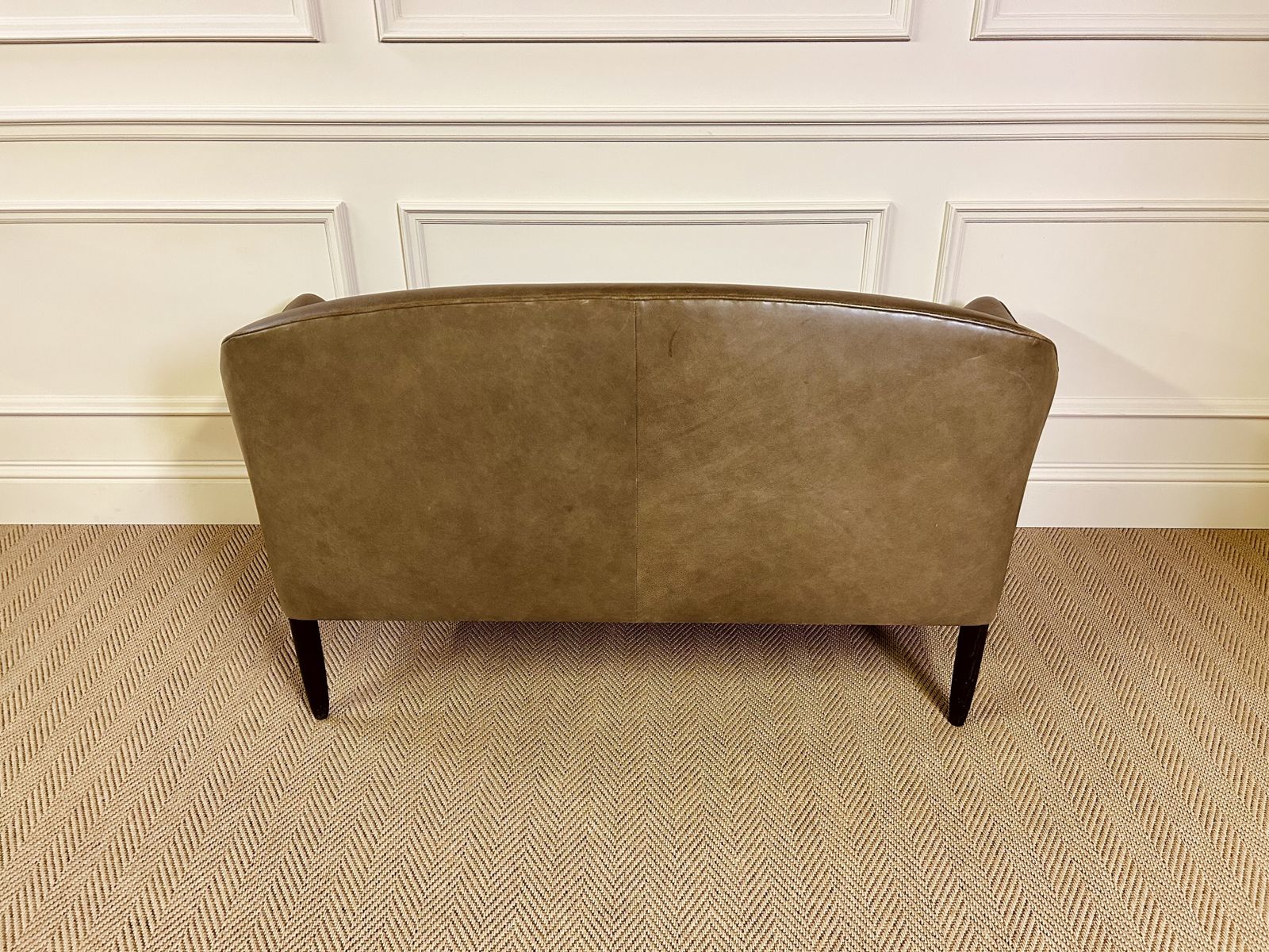 photo vinterior James Uk Newington Two Seater Sofa In Taupe Leather Amazing Quality Trade £2401