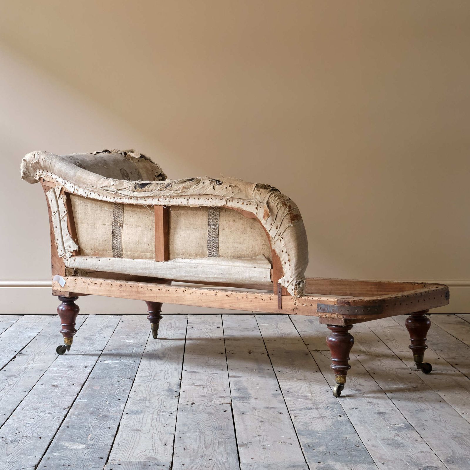 Mid 19th Century Chaise Longue Attributed To Holland & Sons photo Furniture
