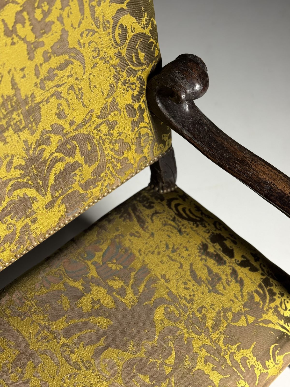 photo furniture Italian Chair, 18th Century, 18th Century And Earlier