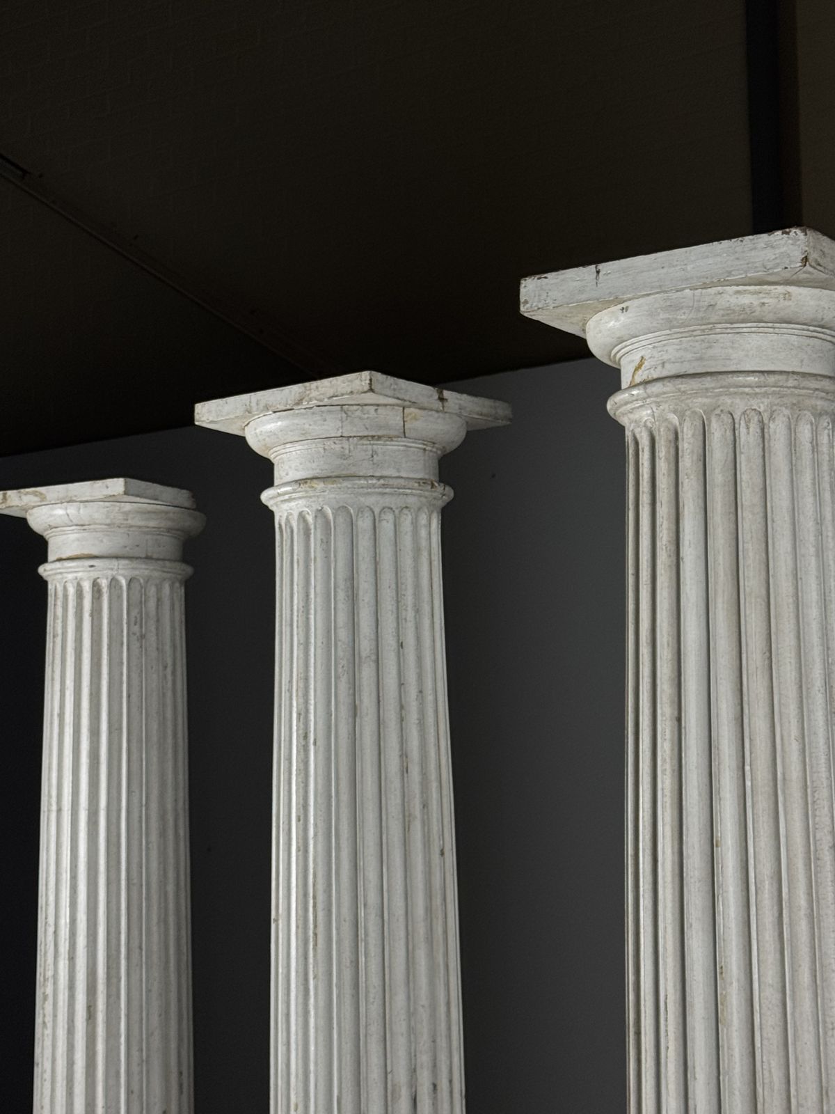 5108.0 Set Of 4 Neoclassical Columns 272cm photo