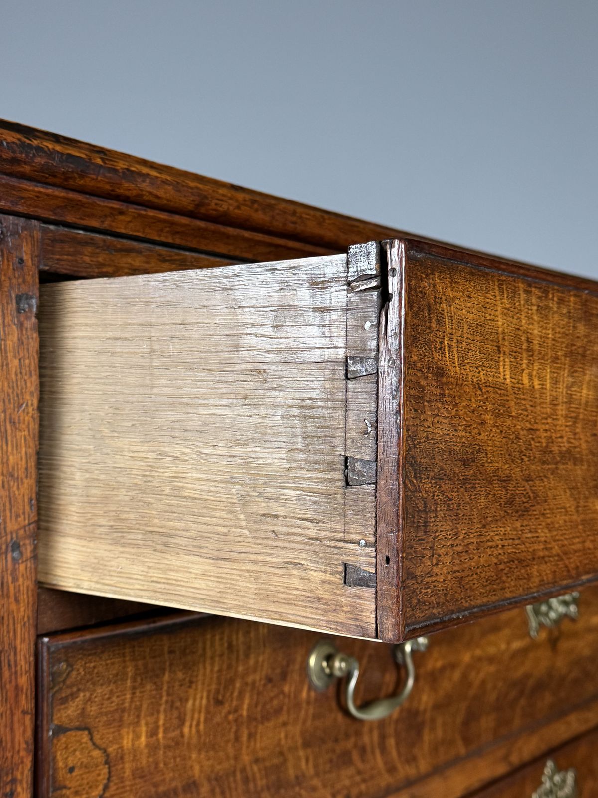 English Chest Of Drawers, Early 19th Century photo vinterior