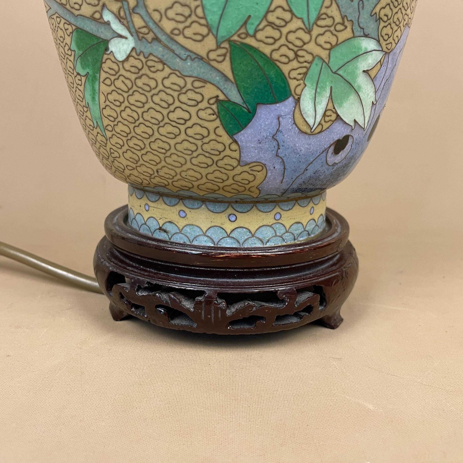 Oriental Cloisonne Lamp Gold Green Vase Hand Crafted Floral Light Table Brass Gold Chinoiserie Chinese Ornate Pattern Wood Base Flowers photo vinterior