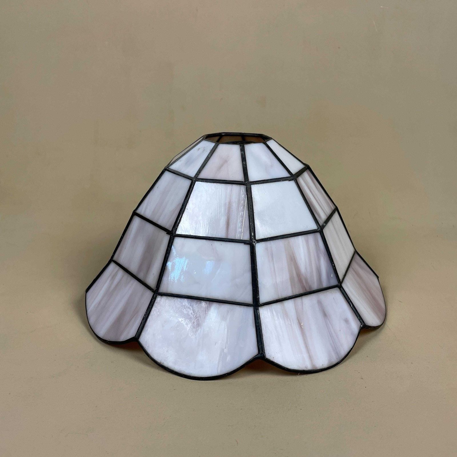Tiffany Style Lamp Shade Pink Black Colour Lampshade Ceiling Stain Glass Stained Lightshade Light Patterned Dome Circle Metal Scallop Edge