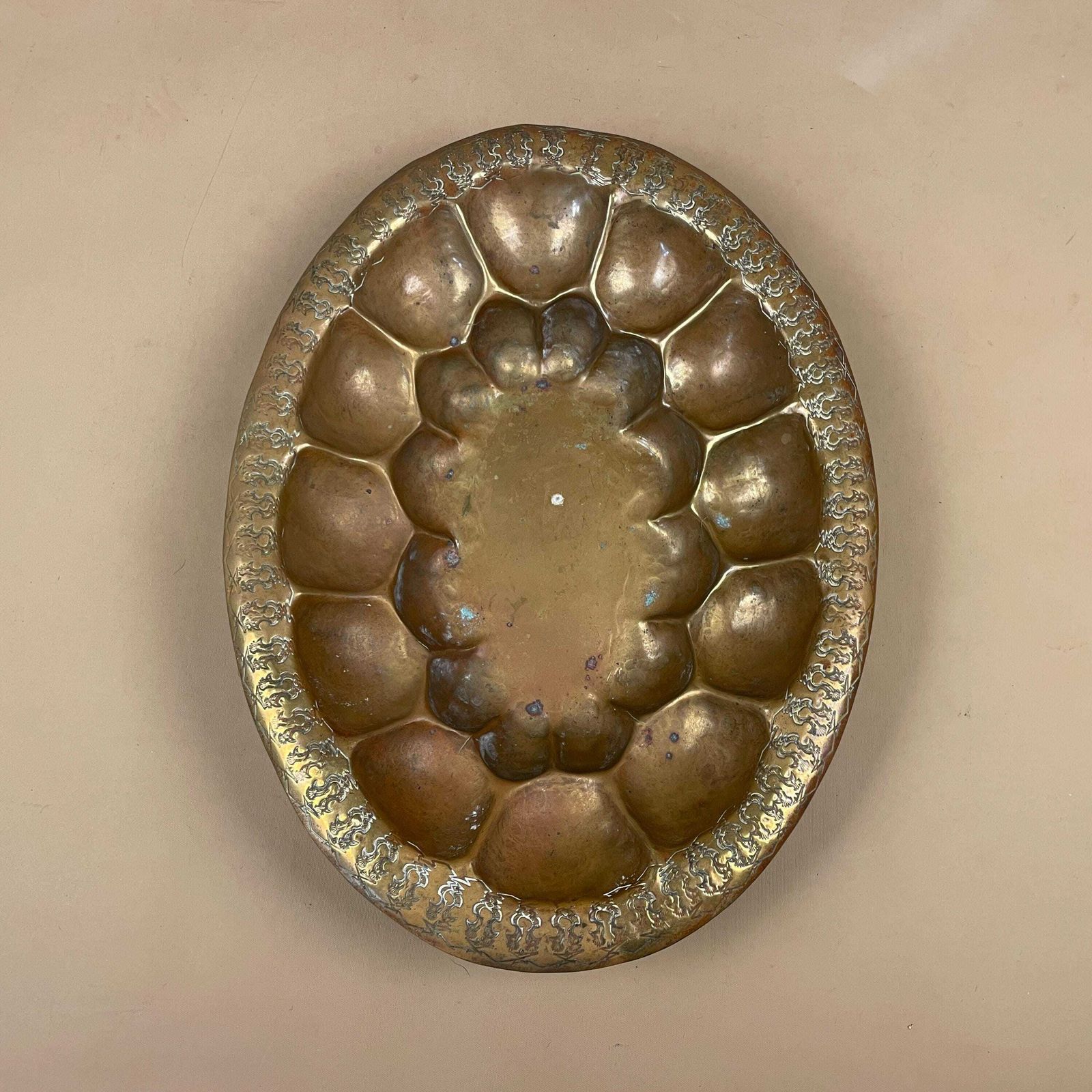 Georg Von Mendelssohn Antique Metal Gold Brass Tray Oval 1920's Decorative Scalloped Patterned 32x23.5cm Handmade Decorative German photo furniture