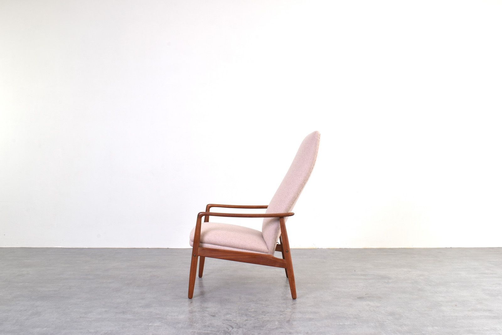Mid Century Danish Teak Lounge Chair By Søren Ladefoged For Sl Møbler, 1960s. photo vinterior