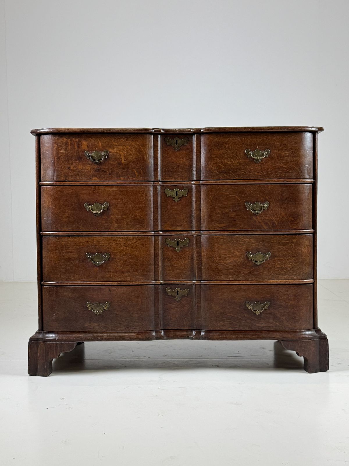 Dutch Chest Of Drawers 18th Century Oak
