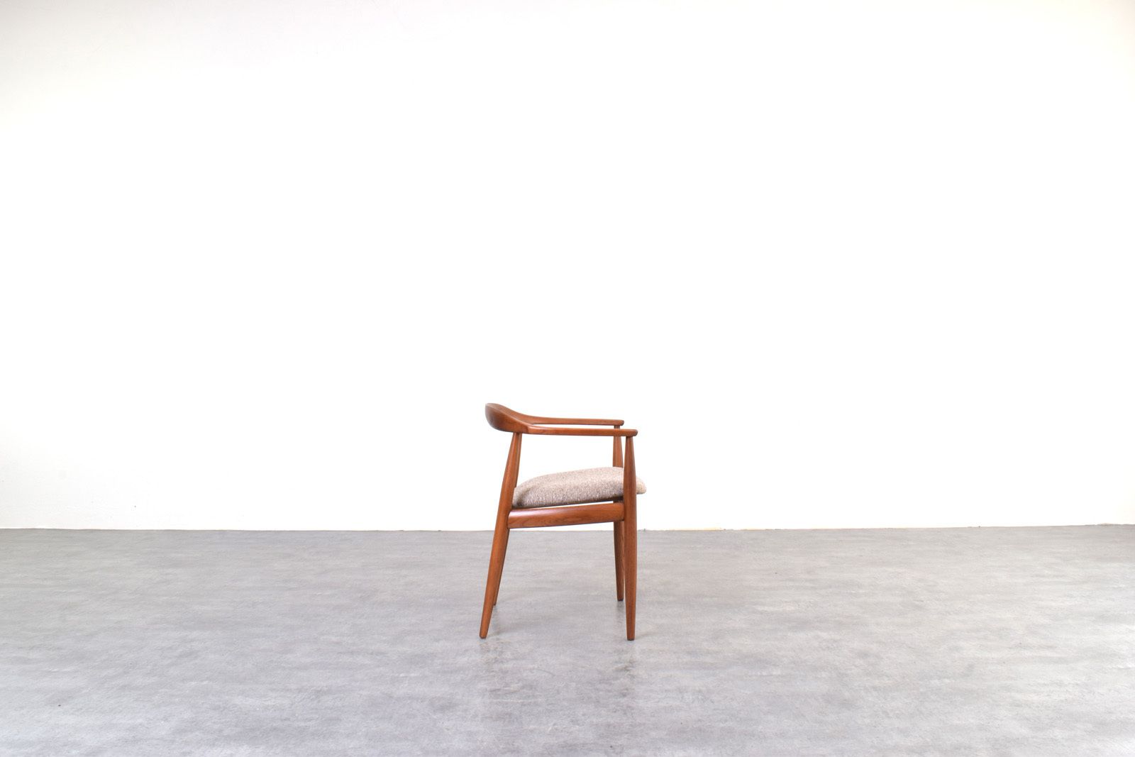 Mid Century Danish Armchair By Illum Wikkelsø For Niels Eilersen, 1960s photo for sale