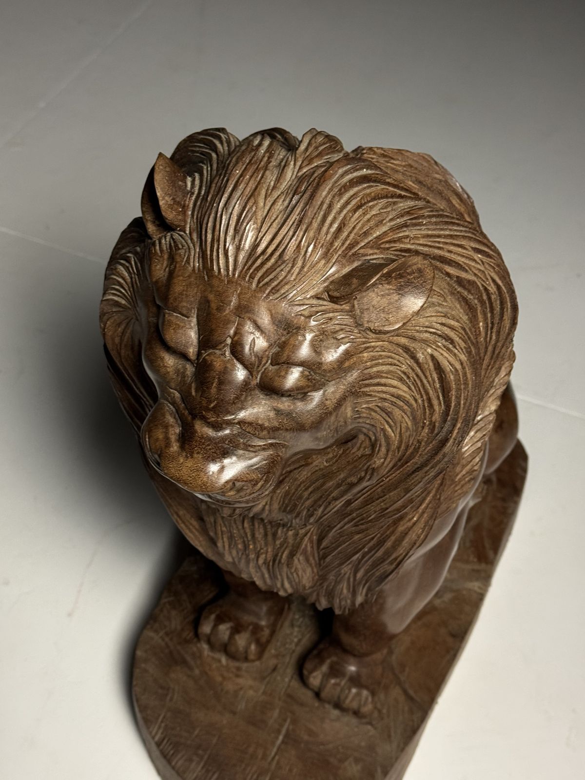 Woodcarving Statue Lion Asian, Late 20th Century photo Art