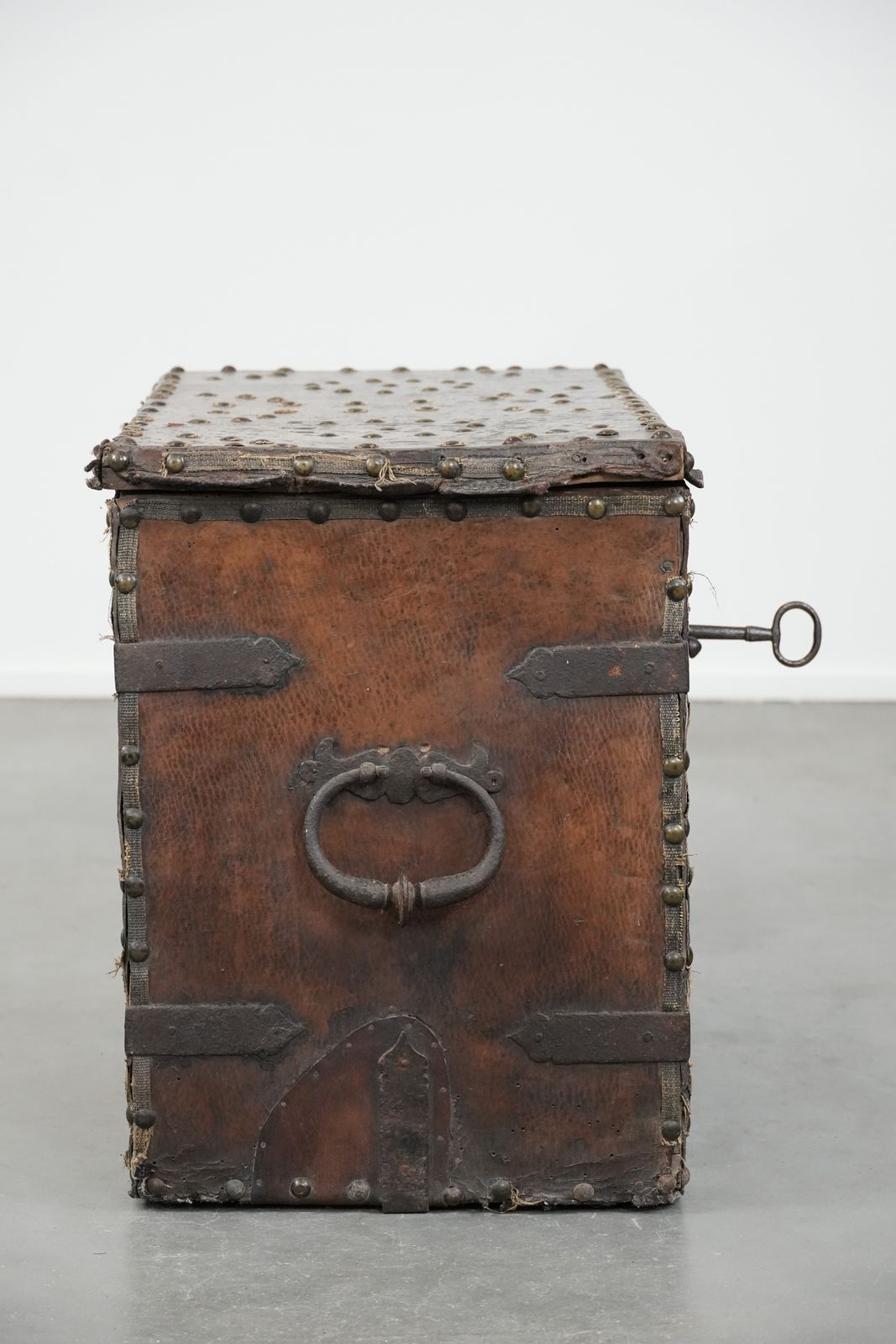 Antique Leather Lined Chest/Safe With Original Key And An Excellent Patina From The 17th Century photo 783.0