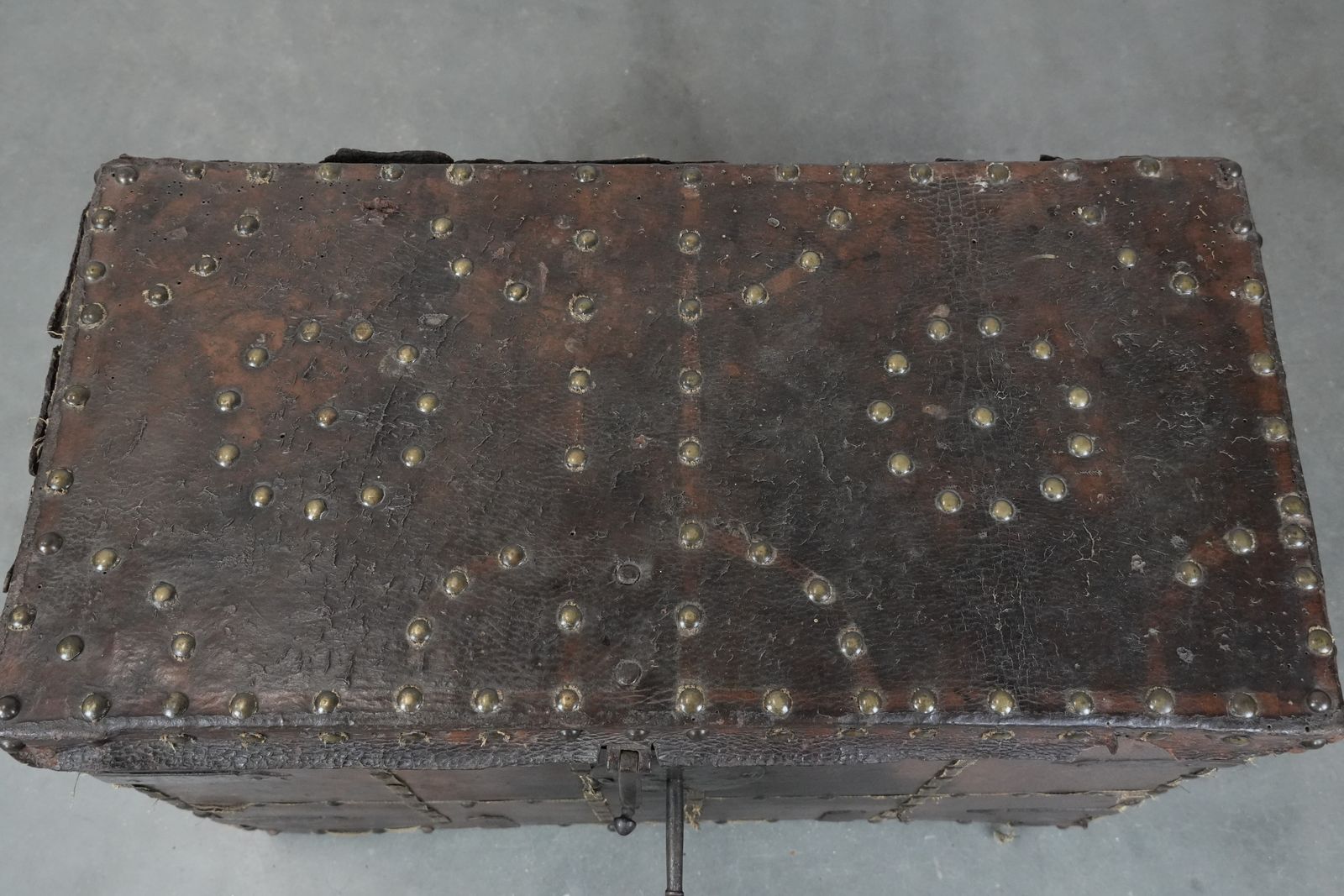 Antique Leather Lined Chest/Safe With Original Key And An Excellent Patina From The 17th Century photo vintage