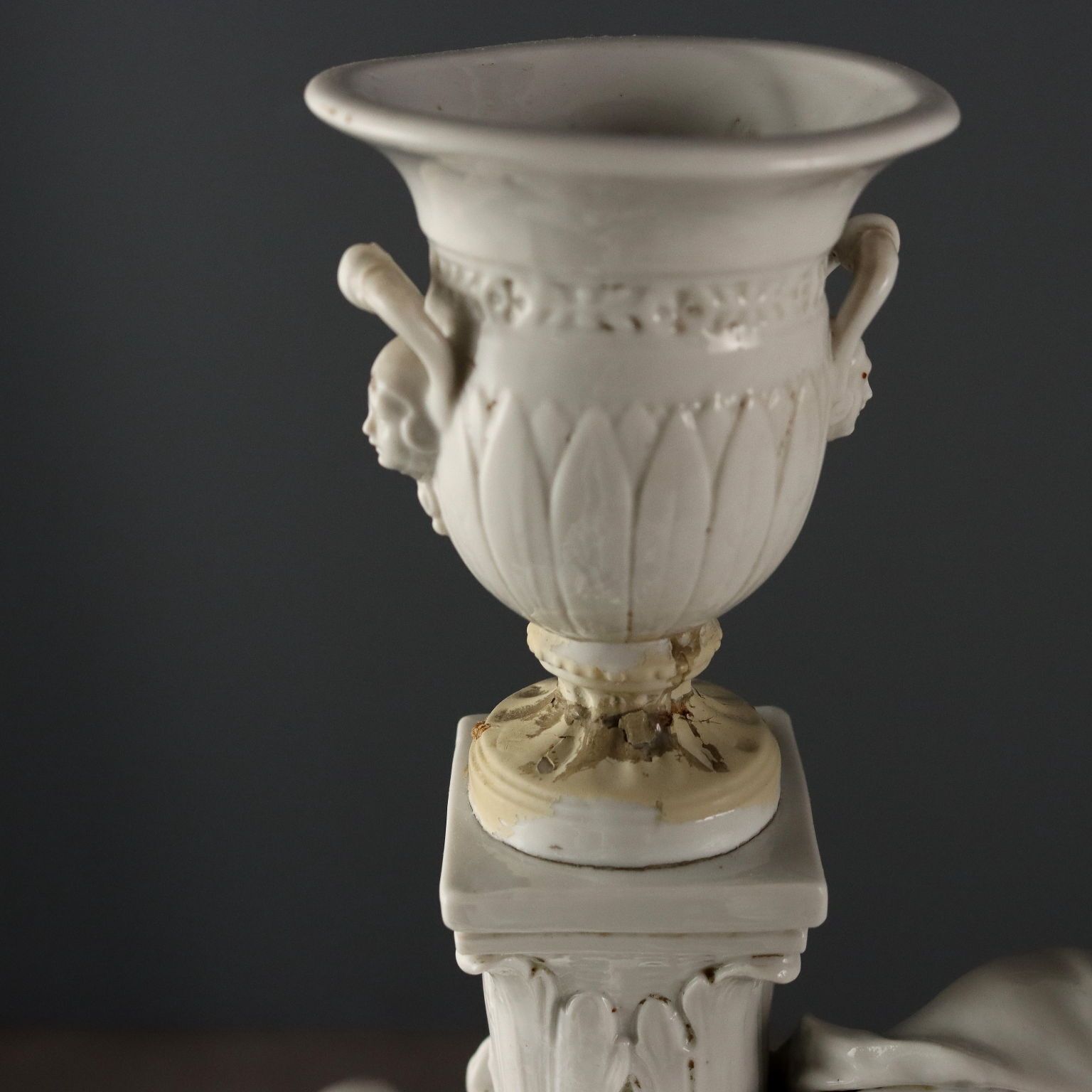 photo for sale Antiek beeldje Capodimonte porselein 19e eeuw