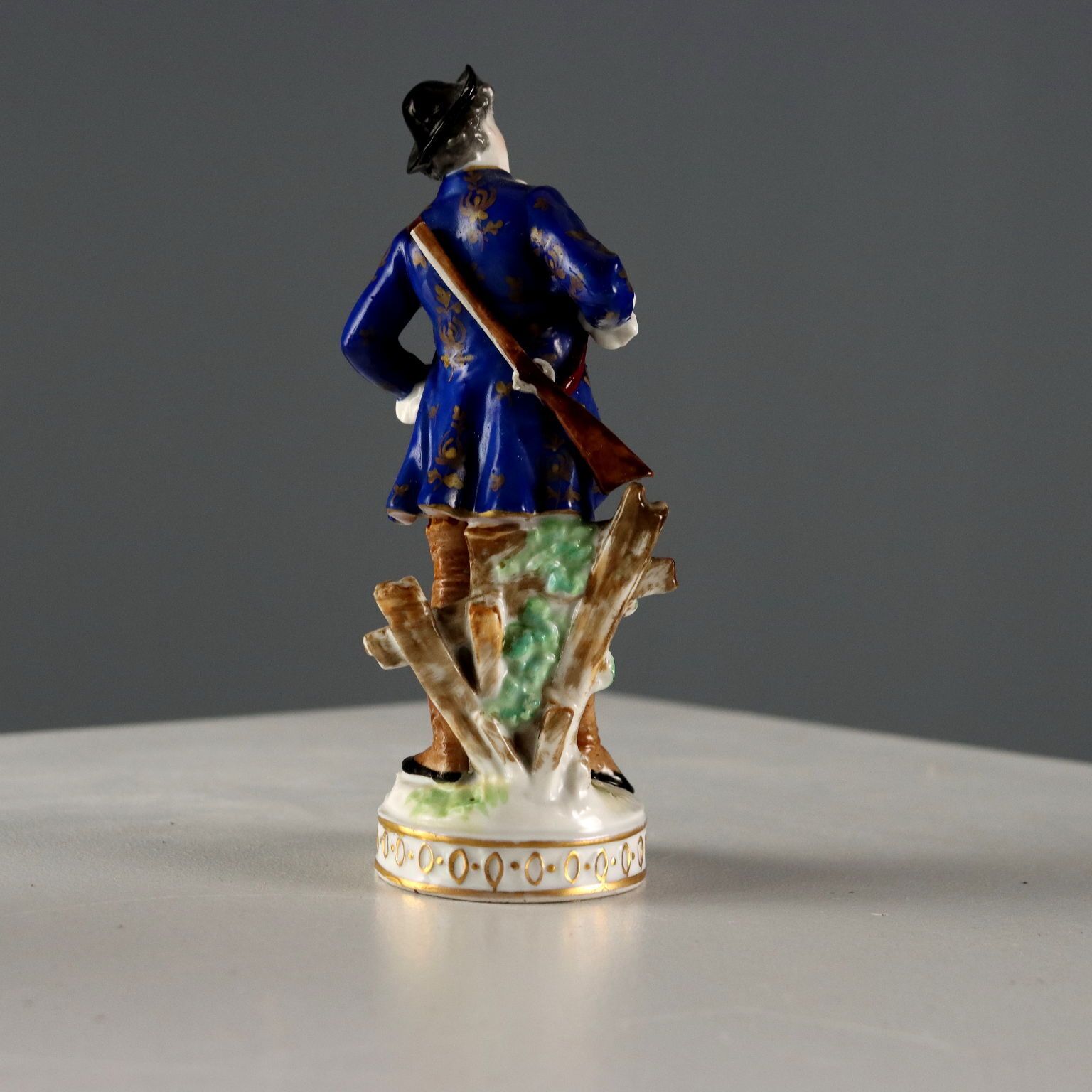 150.0 Figurines d'époque en porcelaine de Ludwigsburg, Allemagne, 1860 photo