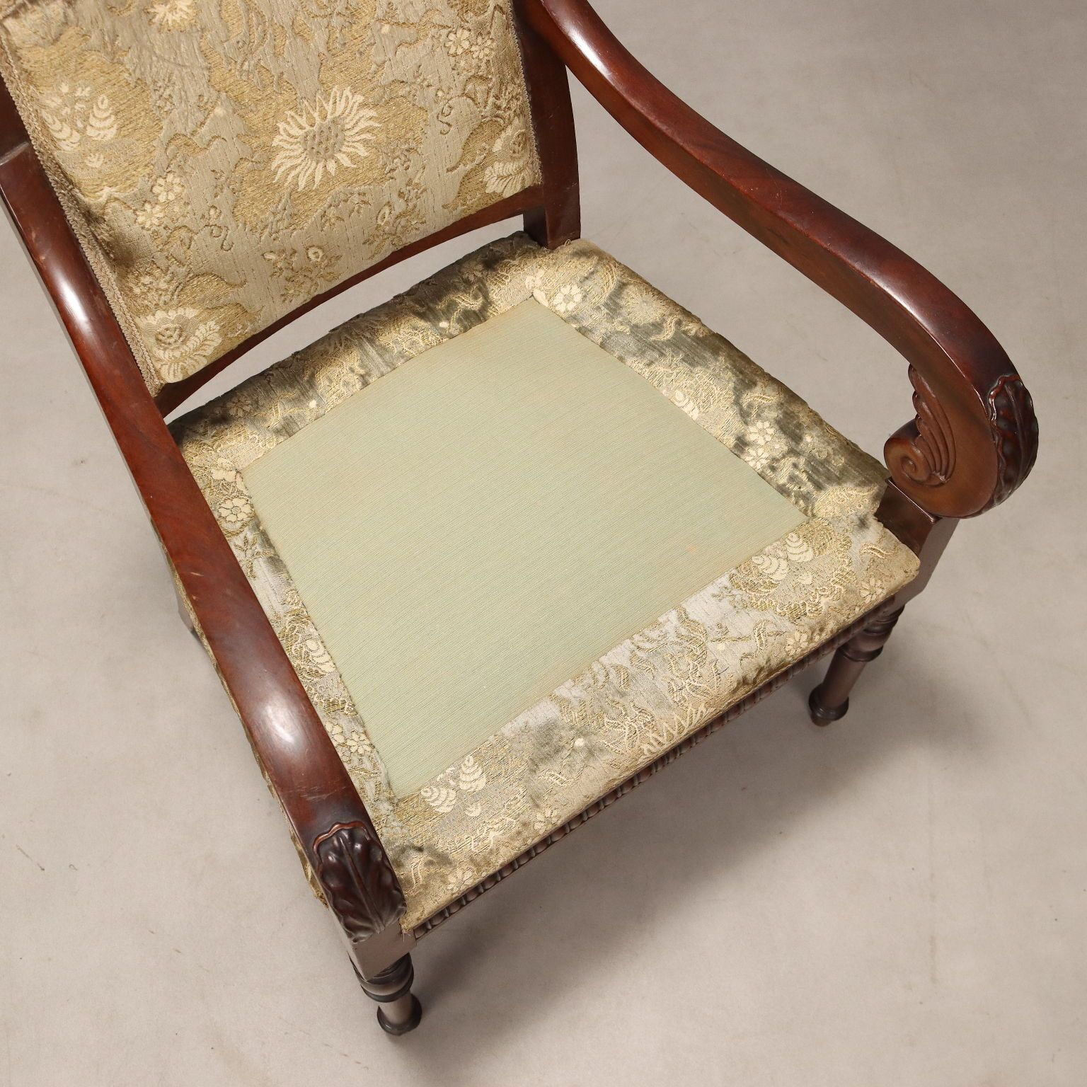 photo furniture Fauteuil d'époque Louis-Philippe en acajou, Italie, XIXe siècle