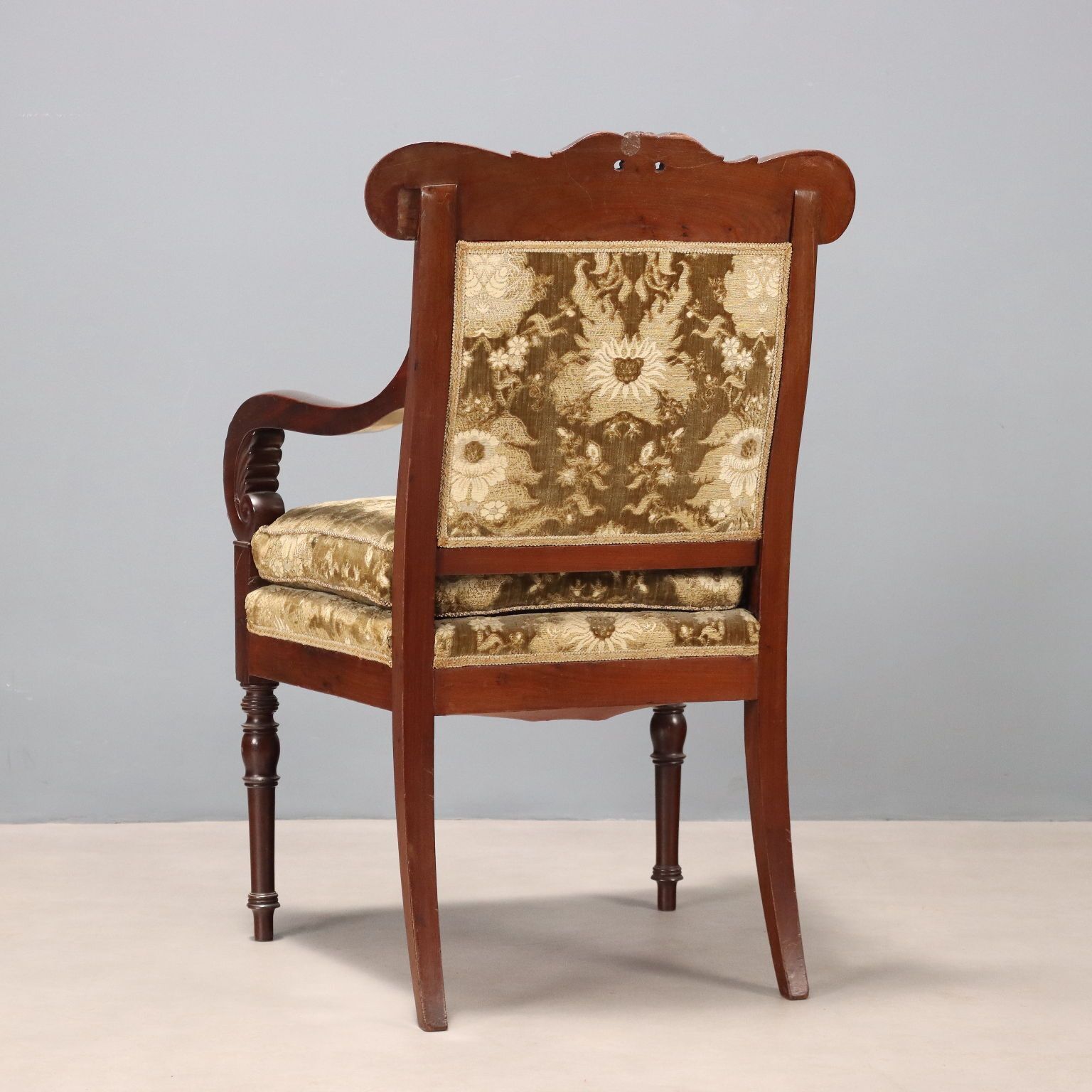 photo for sale Fauteuil d'époque Louis-Philippe en acajou, Italie, XIXe siècle